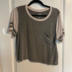 Hollister cropped tee